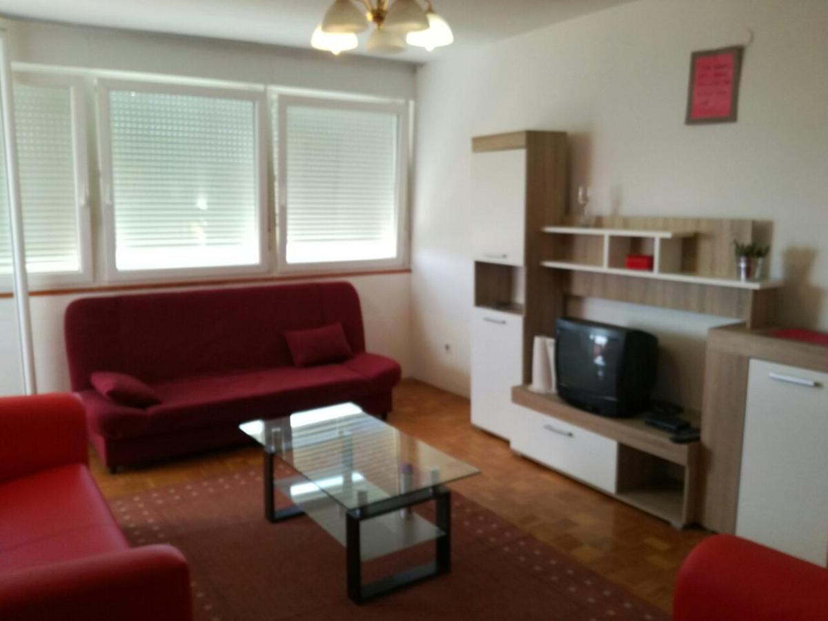 Apartment Pola Esterno foto